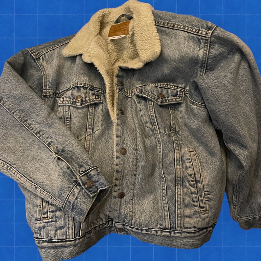 Super cool Unisex Vintage style Levi’s Denim Sherpa Jacket. Awesome condition - Picture 1 of 3